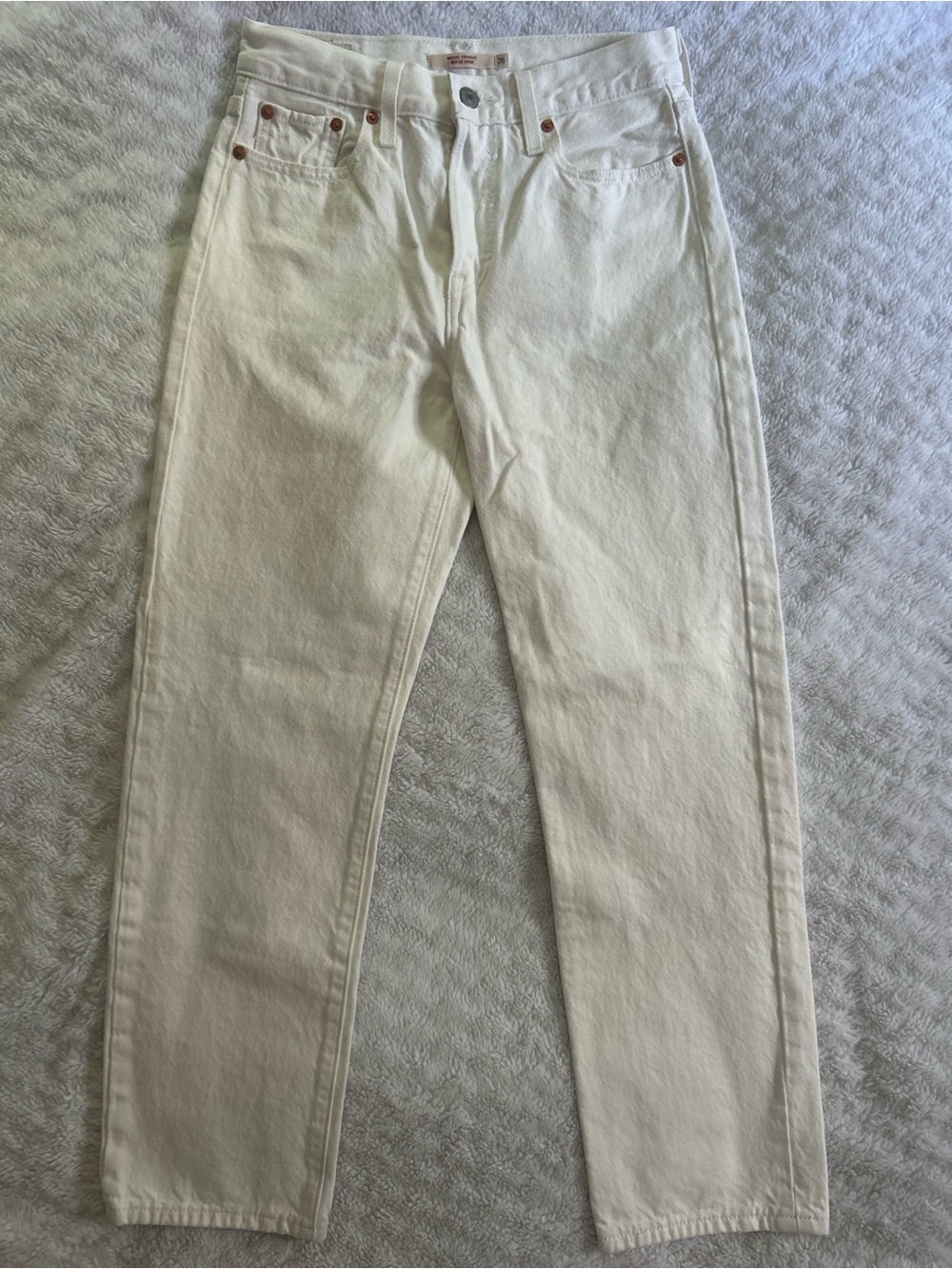 Levi’s Wedgie Straight Jean - Picture 3 of 5